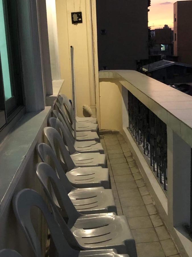 The Mansion - Backpackers Near Airport Διαμέρισμα Μανίλα Εξωτερικό φωτογραφία